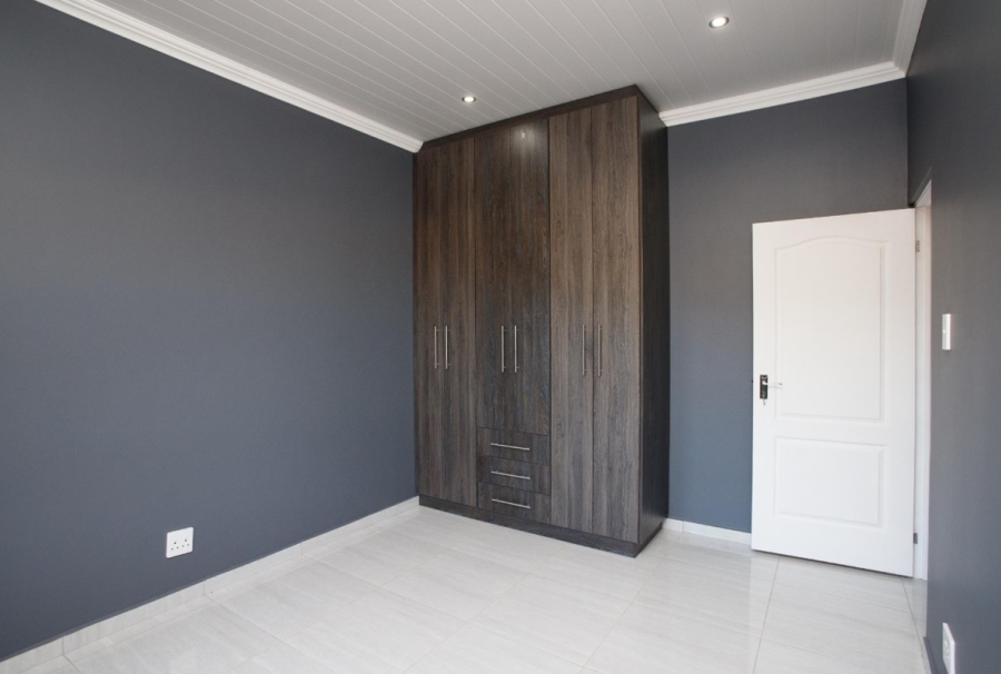 3 Bedroom Property for Sale in Island View Western Cape